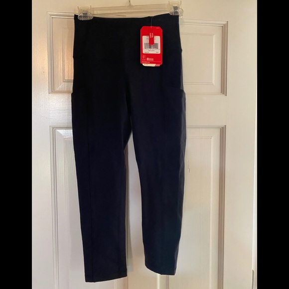 North Face Motivation Crop Legging - Picture 3 of 8